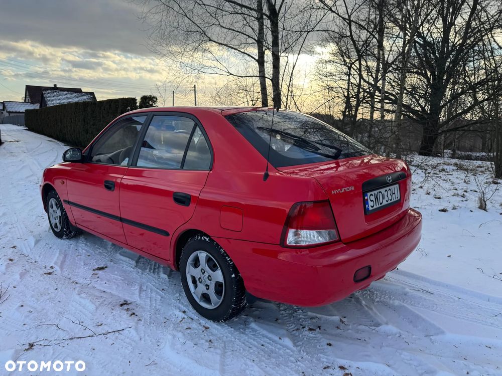 Hyundai Accent 1.5 Active - 4