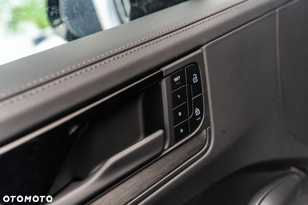 Porsche Cayenne E-Hybrid - 29