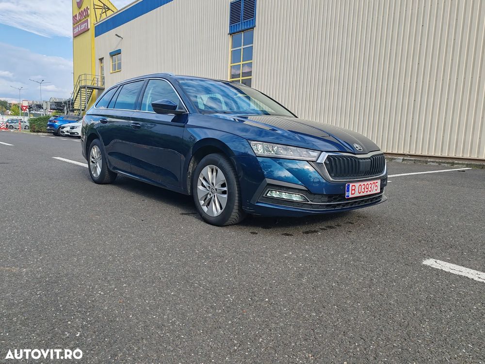 Skoda Octavia Combi 2.0 TDI Style - 2