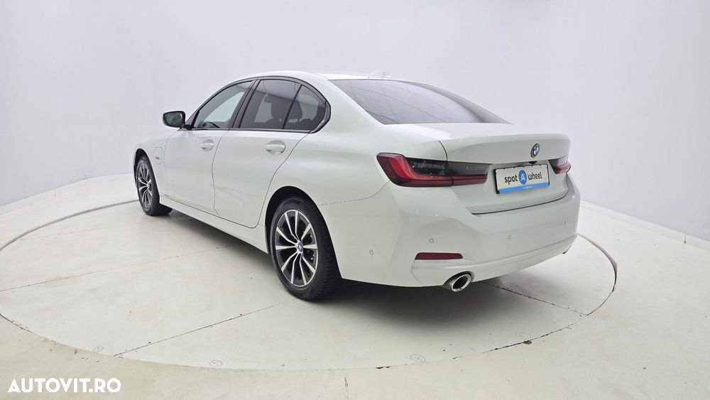 BMW Seria 3 - 8