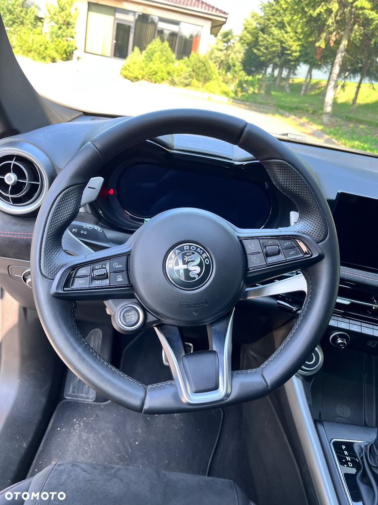 Alfa Romeo Tonale 1.5 T4 GSE mHEV Veloce DCT - 11