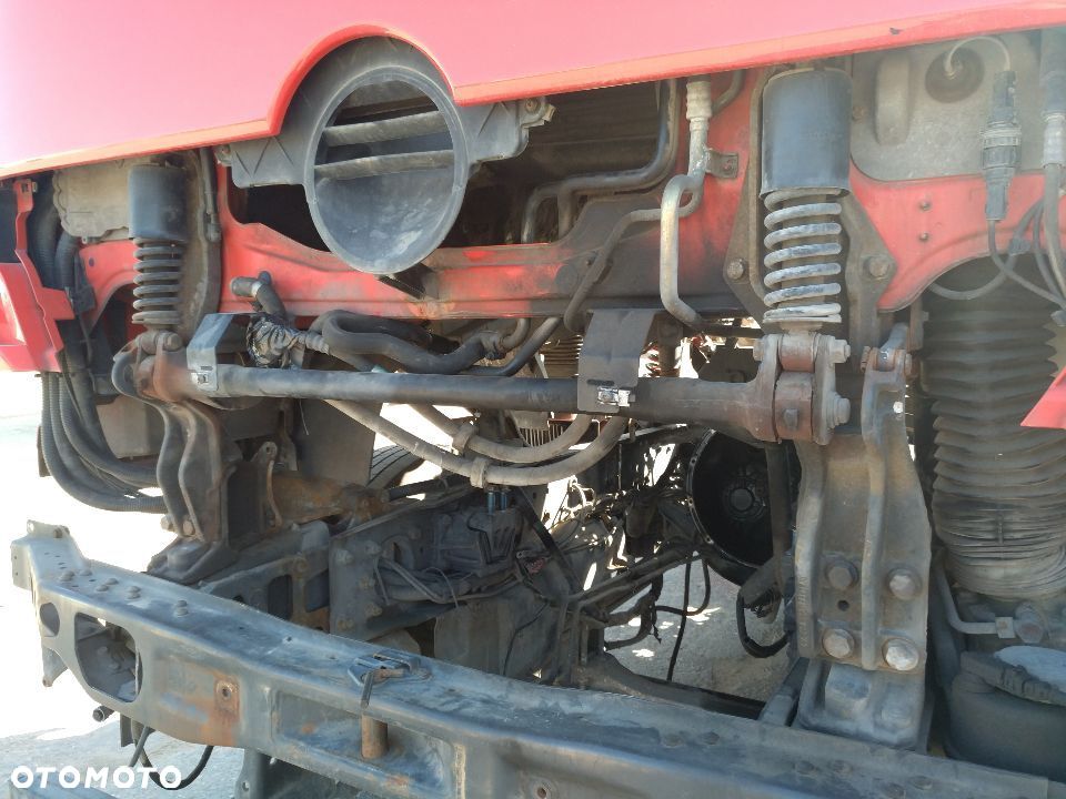 Przednie zawieszenie kabiny Mercedes Axor MP1 01-04 Actros - 2