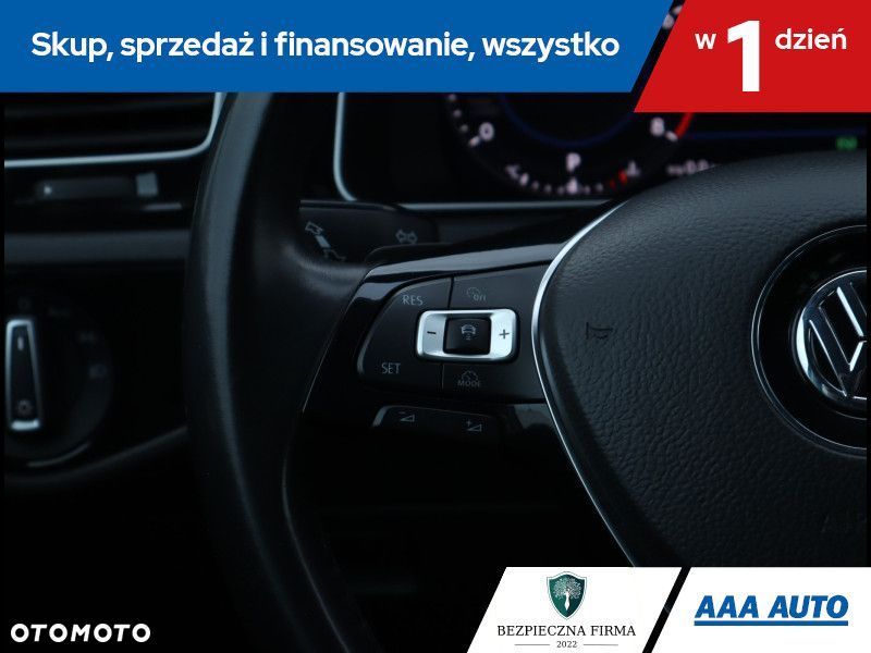 Volkswagen Golf Variant - 17