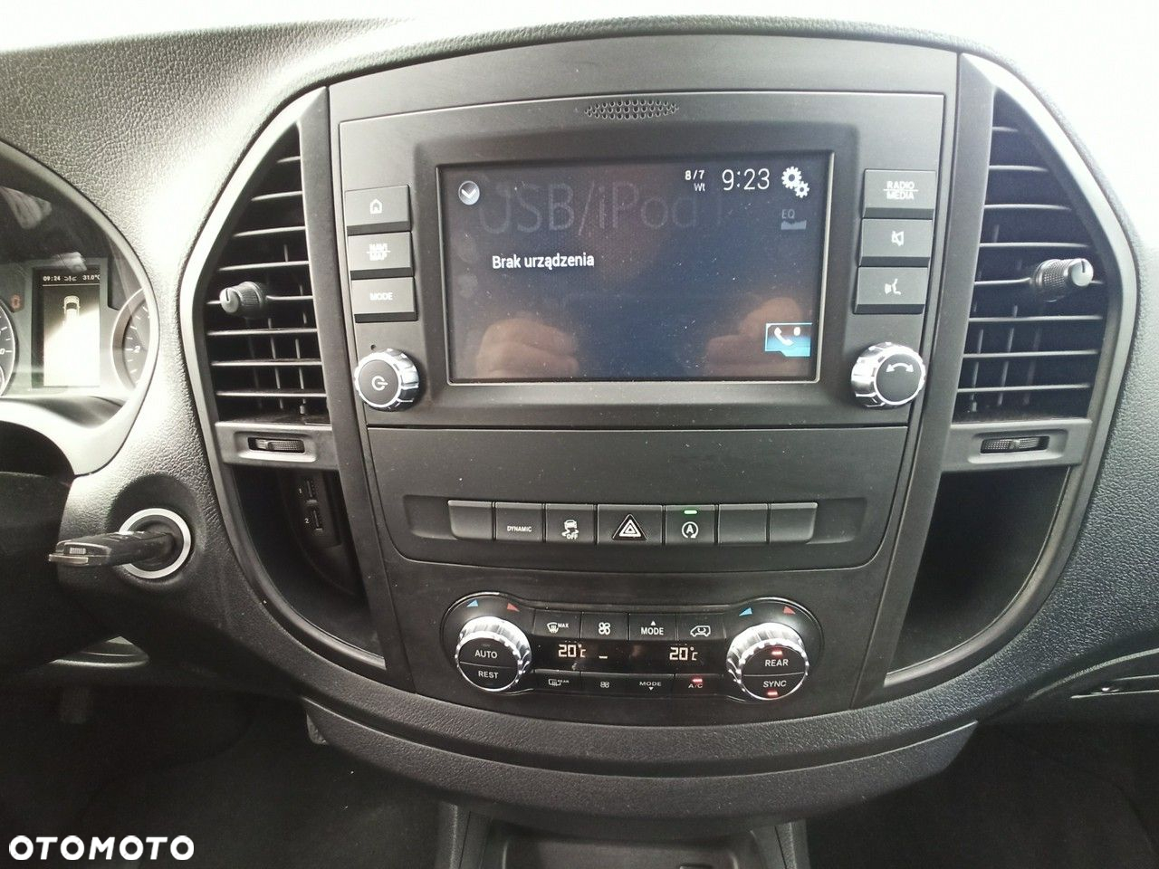 Mercedes-Benz Vito - 19