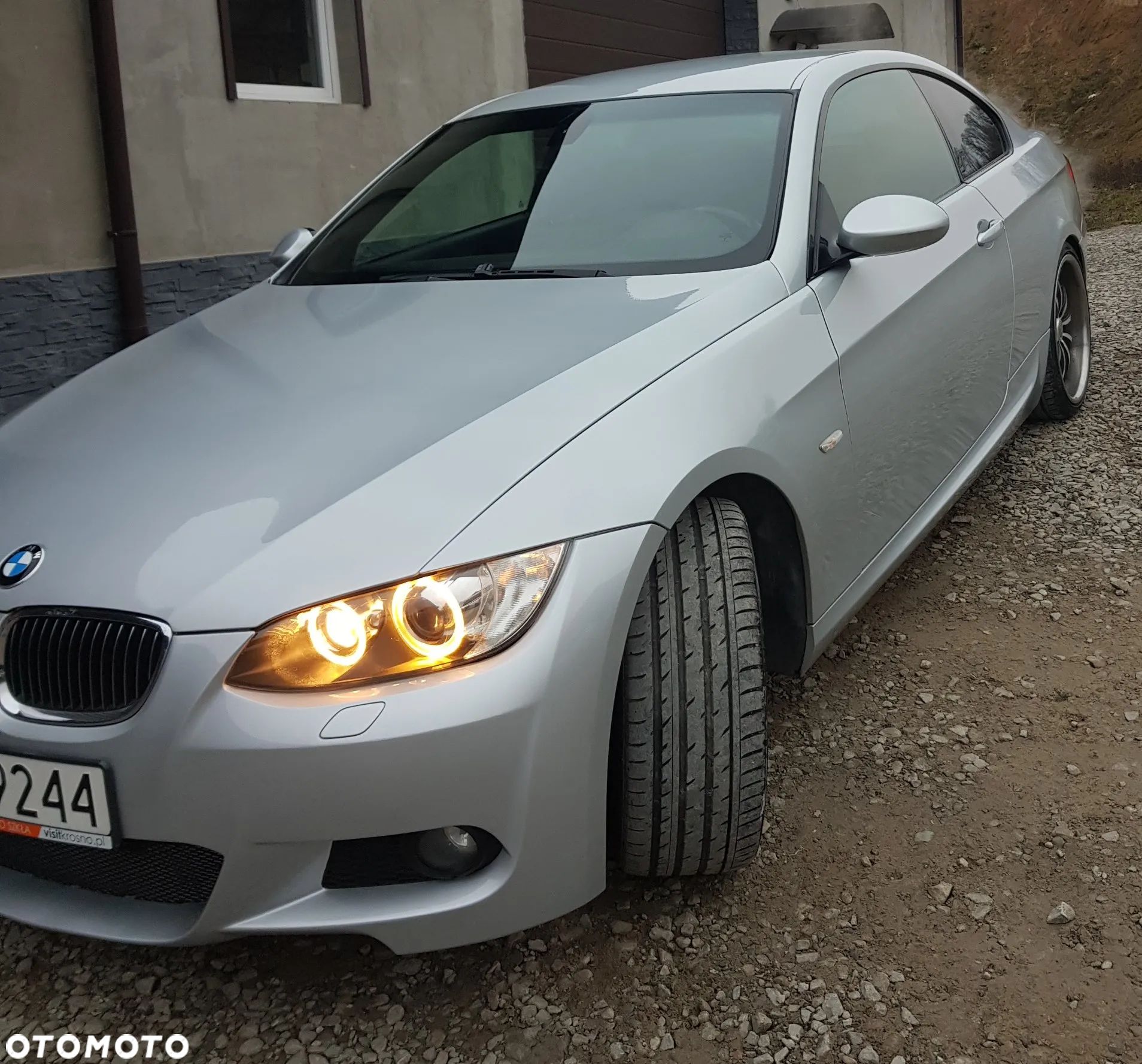 BMW Seria 3 325i Coupe - 1