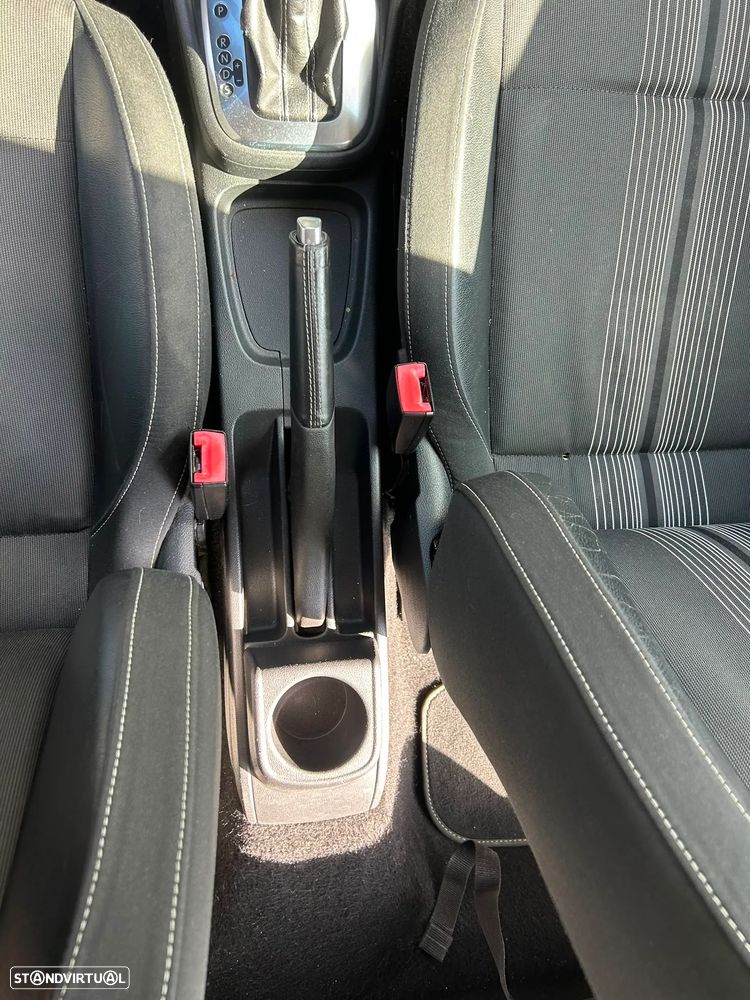 VW Polo 1.6 TDI DSG MATCH - 10