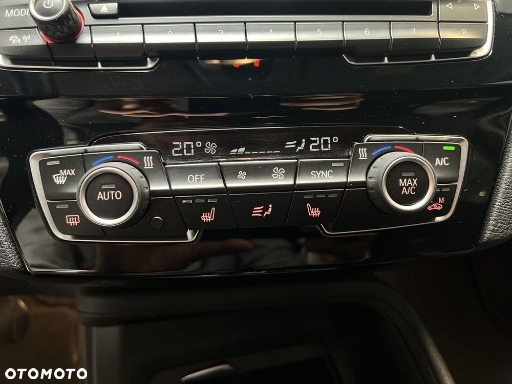 BMW X1 xDrive18d Sport Line - 21