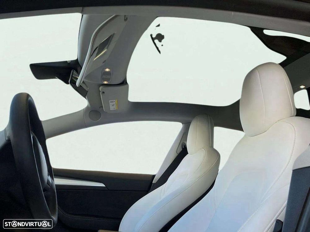 Tesla Model 3 Performance Dual Motor AWD - 18
