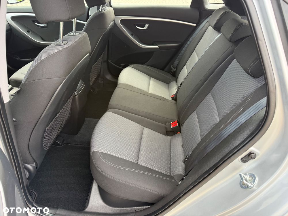 Hyundai i30 - 24