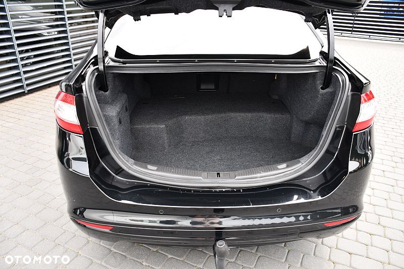 Ford Mondeo 2.0 Hybrid Titanium - 26
