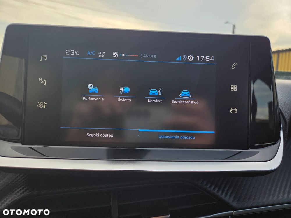 Peugeot 208 1.5 BlueHDi Allure Pack S&S - 21