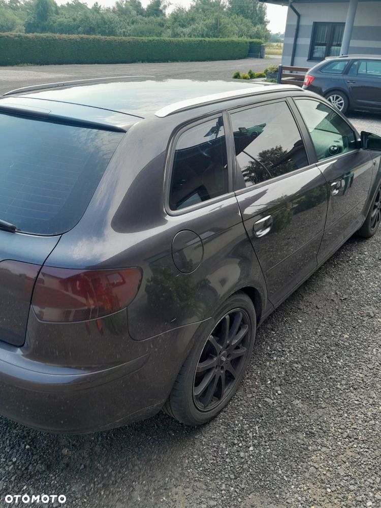 Audi A3 Sportback - 3