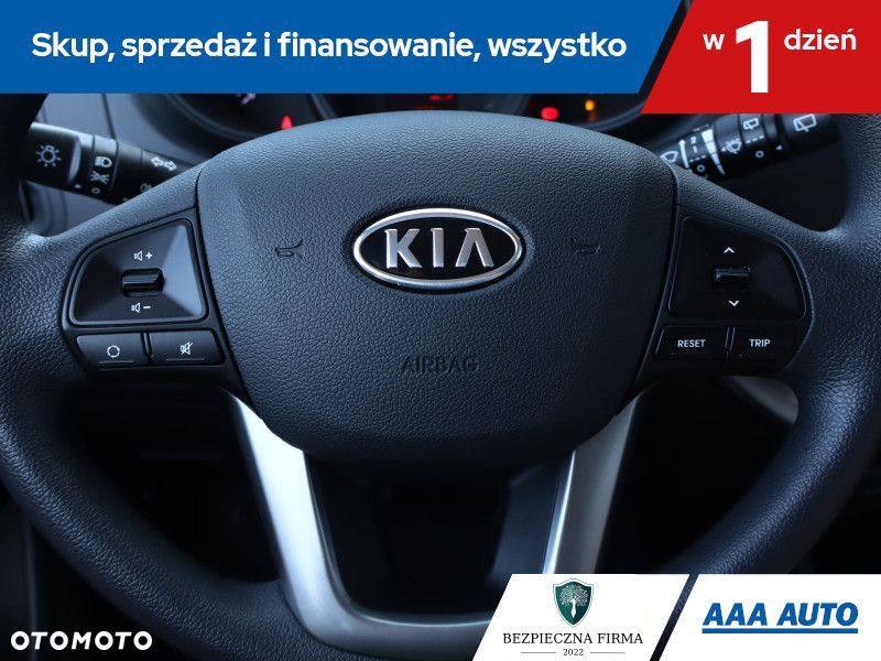 Kia Rio - 18