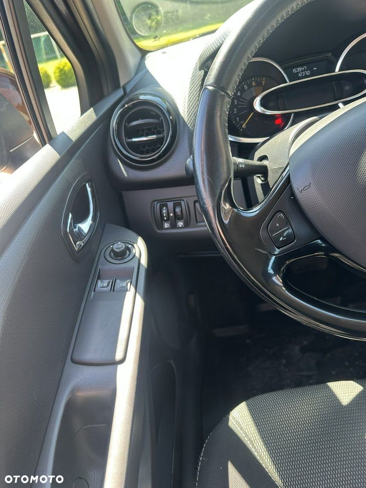 Renault Clio - 14