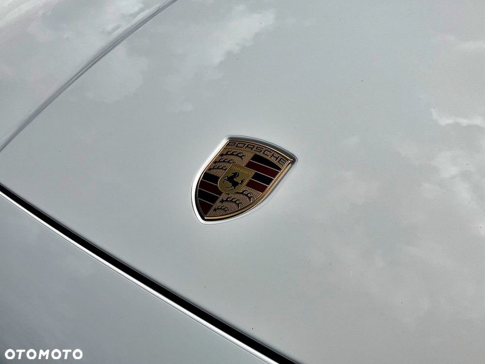 Porsche Cayenne - 39