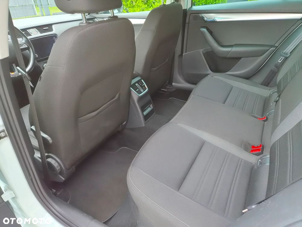 Skoda Octavia 1.6 TDI Style - 12