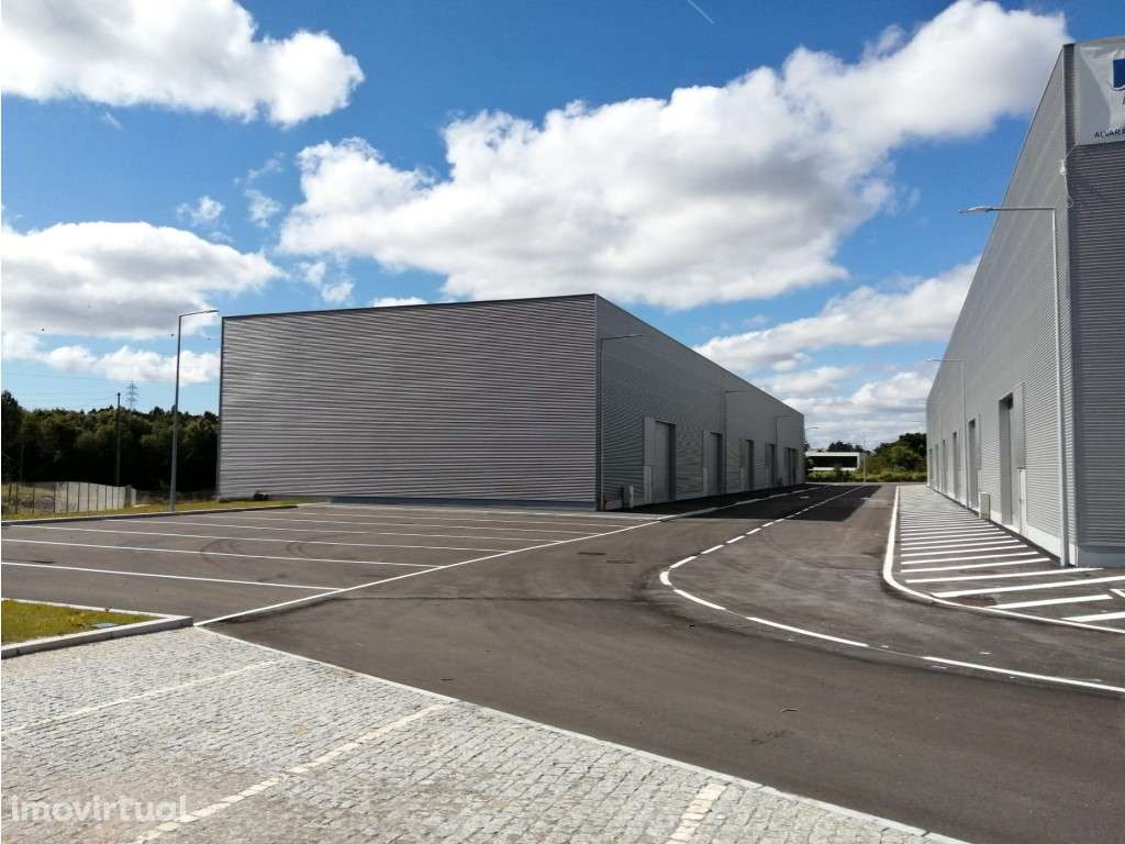 Armazém para alugar na Maia, São Pedro Fins - Grande imagem: 2/19