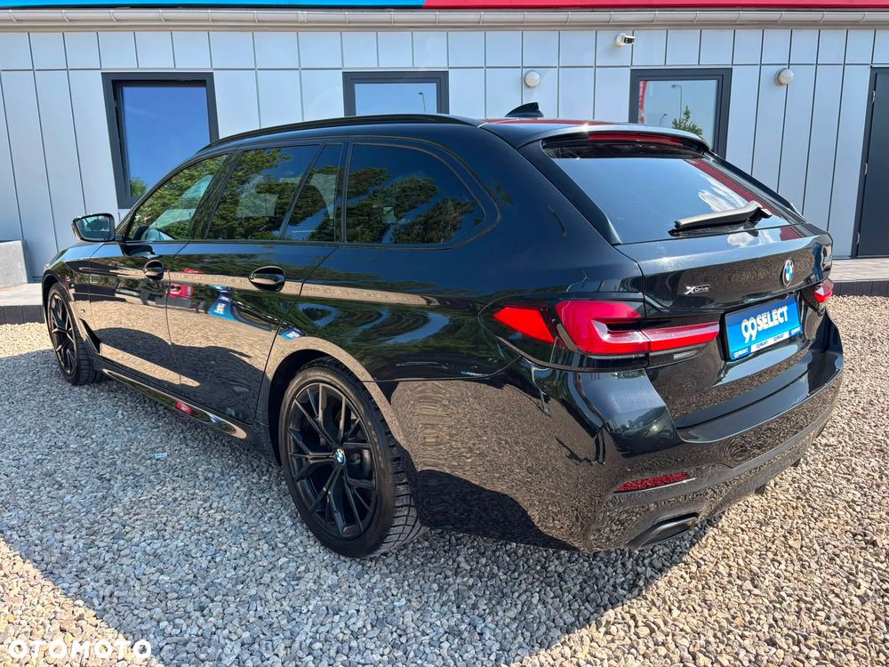 BMW Seria 5 520d xDrive mHEV M Sport sport - 3