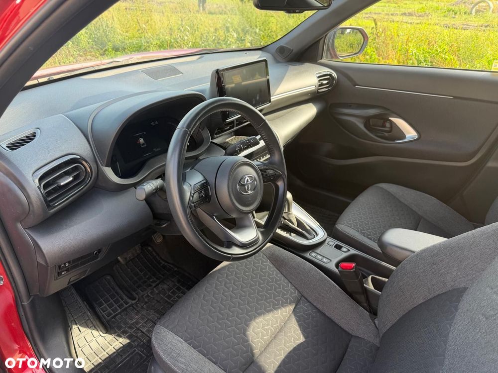 Toyota Yaris Cross - 16