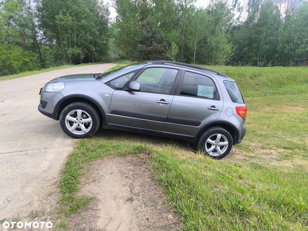 Suzuki SX4 1.6 GS / Premium 4WD - 26