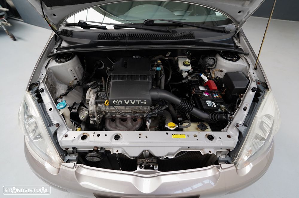 Toyota Yaris 1.0 Sol - 26