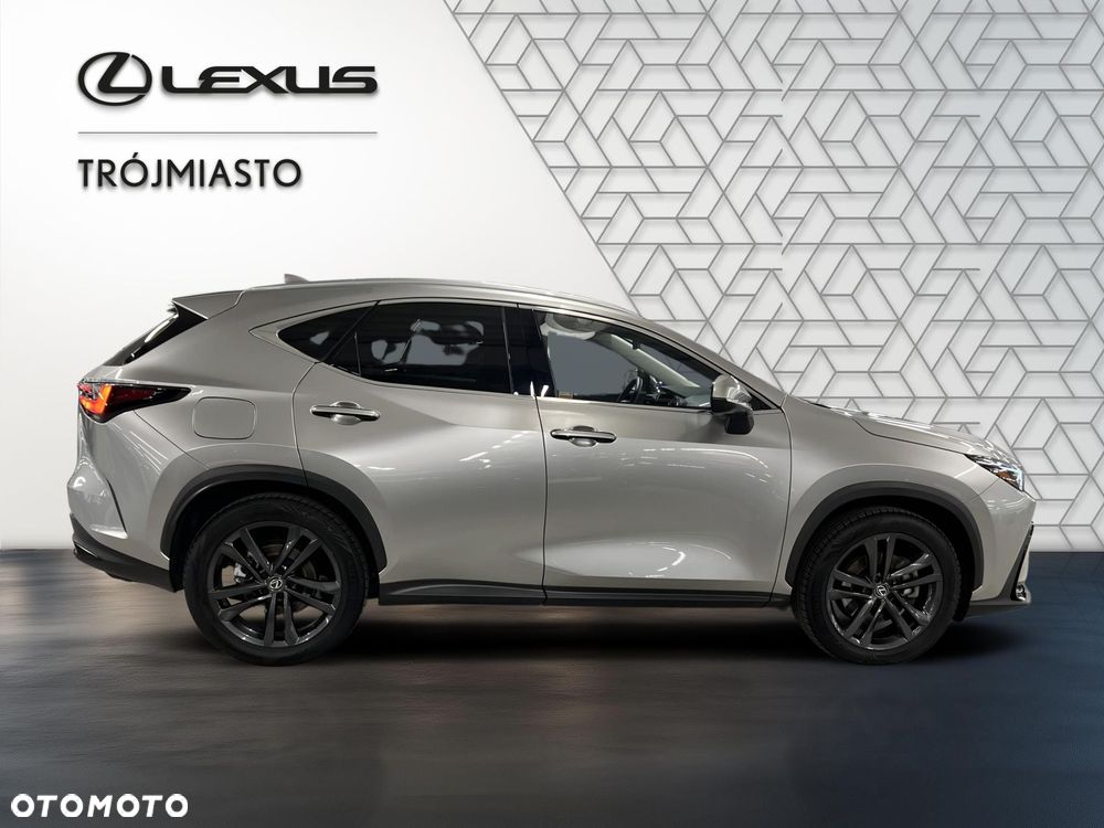 Lexus NX - 7