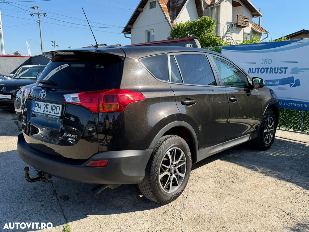 Utilizat Toyota RAV4 2014 - 13 500 EUR, 244 522 km - Autovit.ro