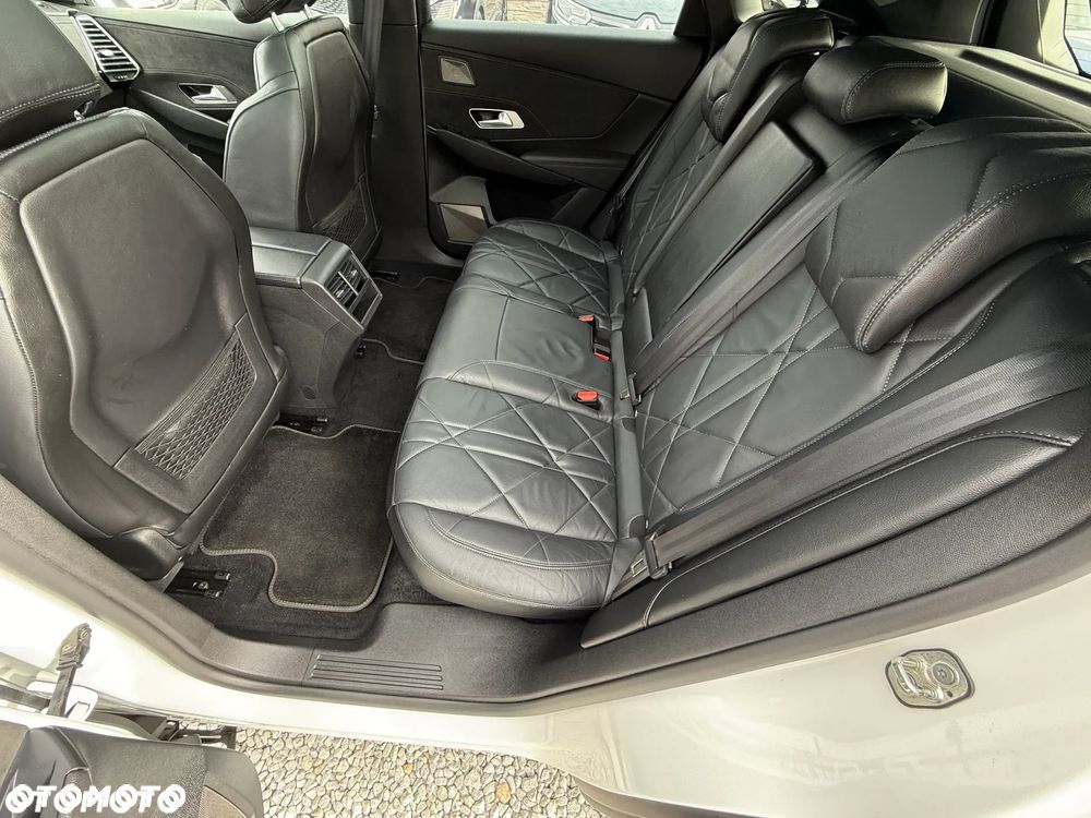 DS Automobiles DS 7 Crossback 1.6 PureTech Performance Line + - 28