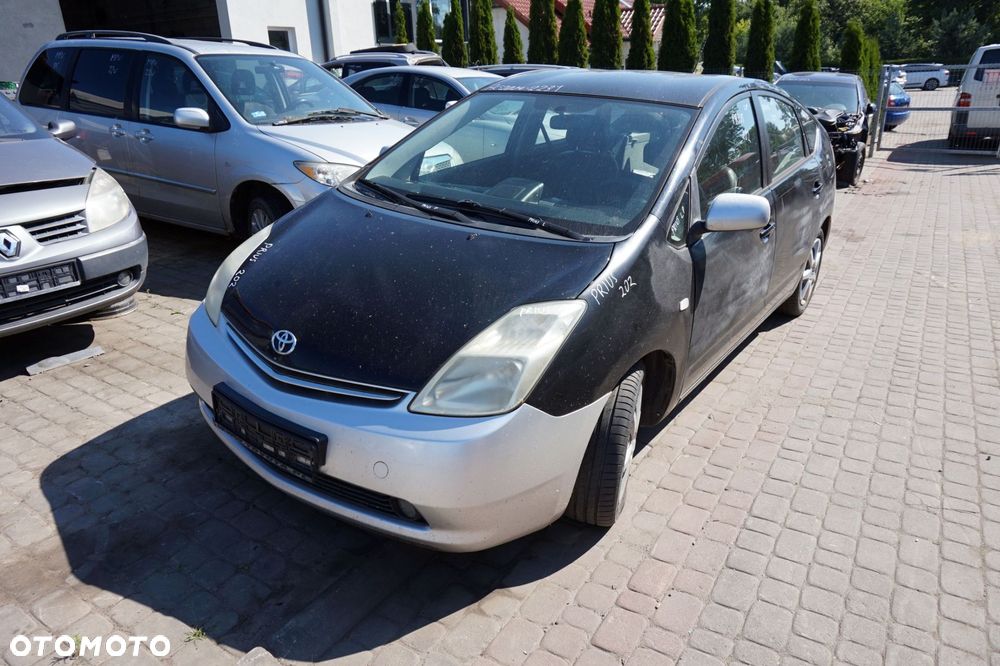 TOYOTA PRIUS II XW20 2005 202 1.5 16V HYB 1NZ-FXE 146KM P112 CZARNY na części - 1