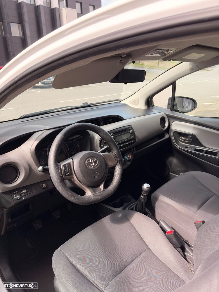 Toyota Toyota Yaris 1.4 D-4D 90cv - 10