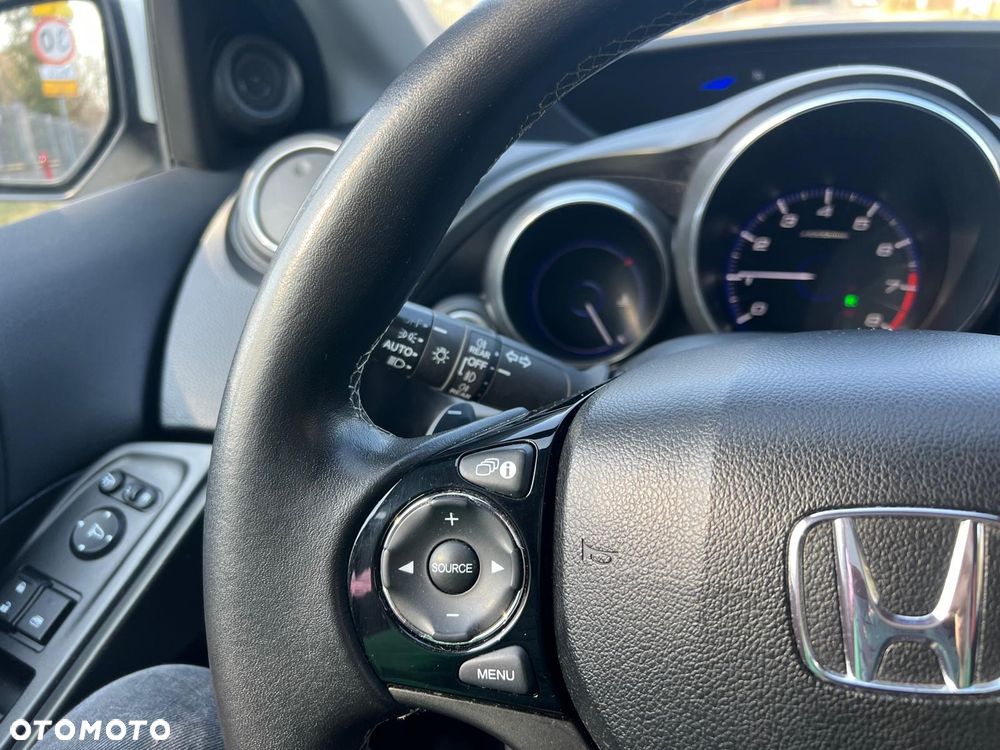 Honda Civic 1.8 Elegance (Honda Connect+) - 20