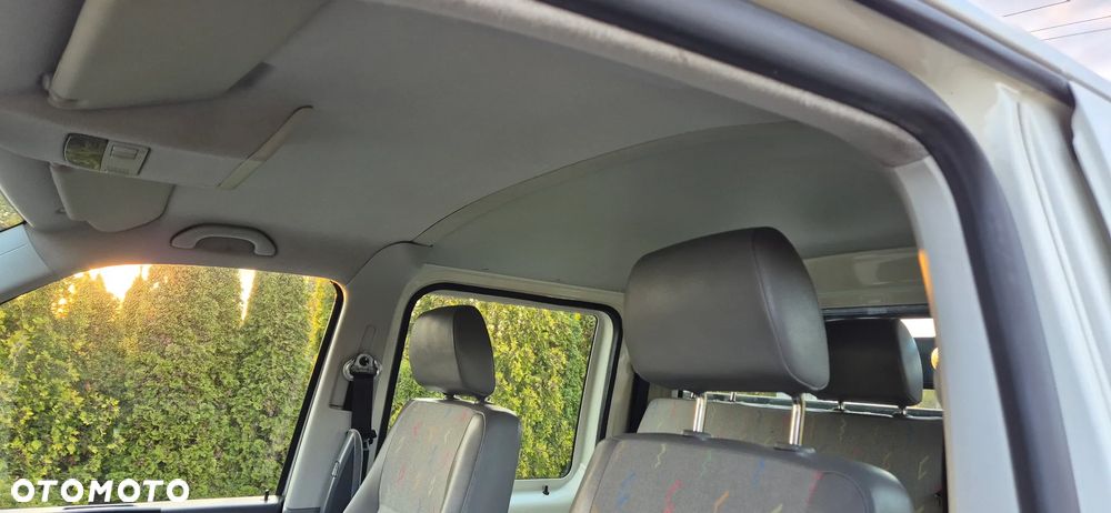 Volkswagen T5 - 23