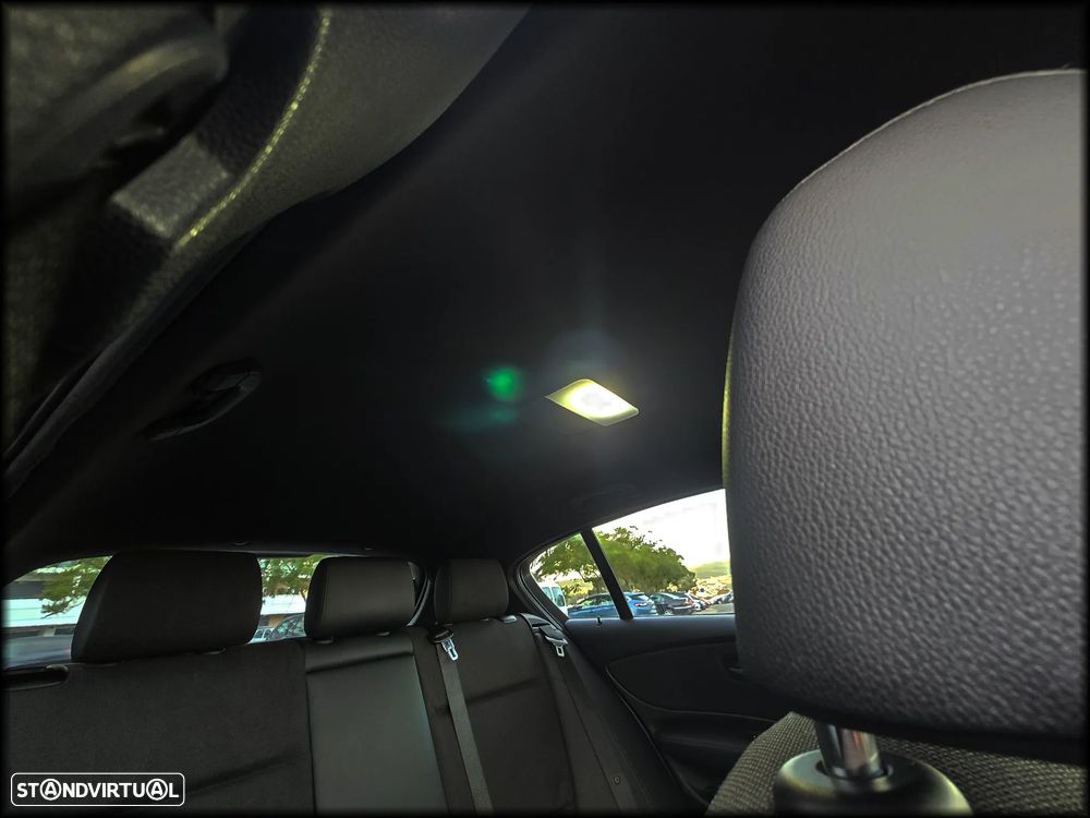 BMW 123 d DPF Edition Sport - 22