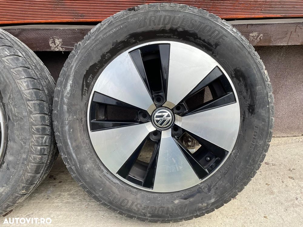 Volkswagen Passat - 31