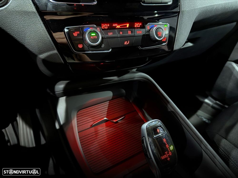 BMW X1 16 d sDrive Auto - 27