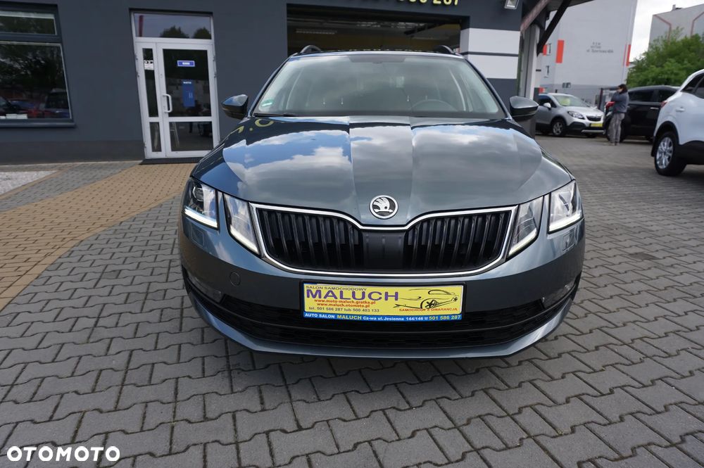 Skoda Octavia 2.0 TDI DSG Soleil - 6