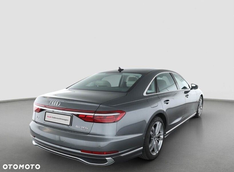 Audi A8 - 6