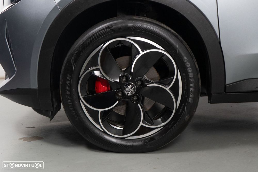 Alfa Romeo Junior Elletrica 50 kWh Launch Edition - 20
