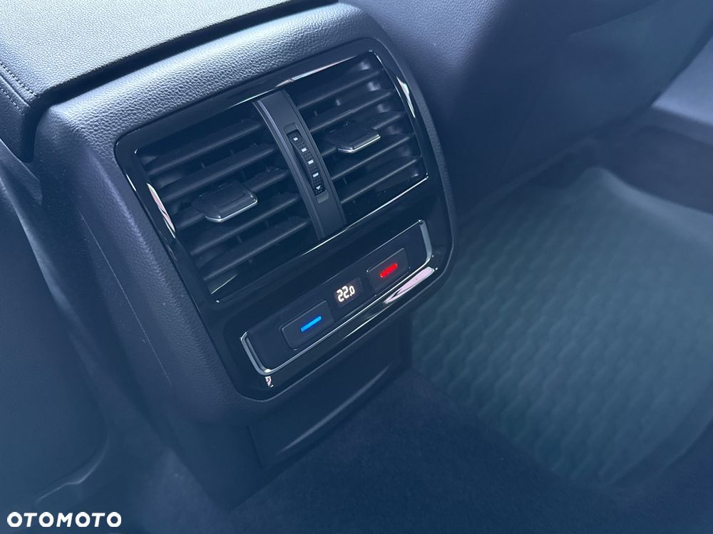 Volkswagen Passat Alltrack - 20