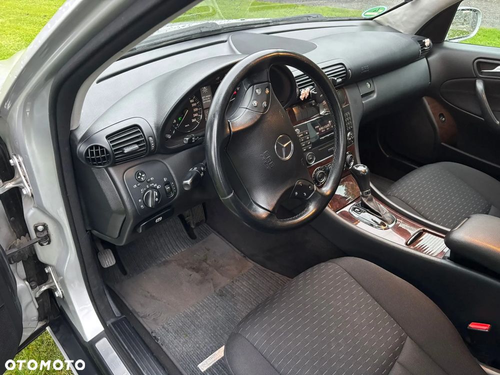 Mercedes-Benz Klasa C 180 T Kompressor Automatik Elegance - 9