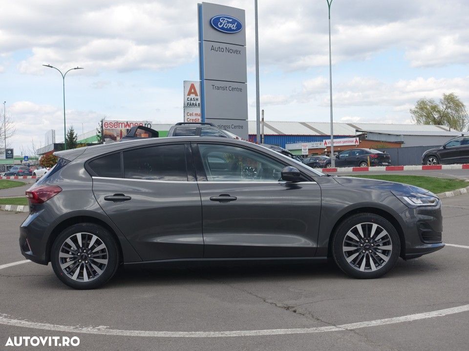 Ford Focus - 5