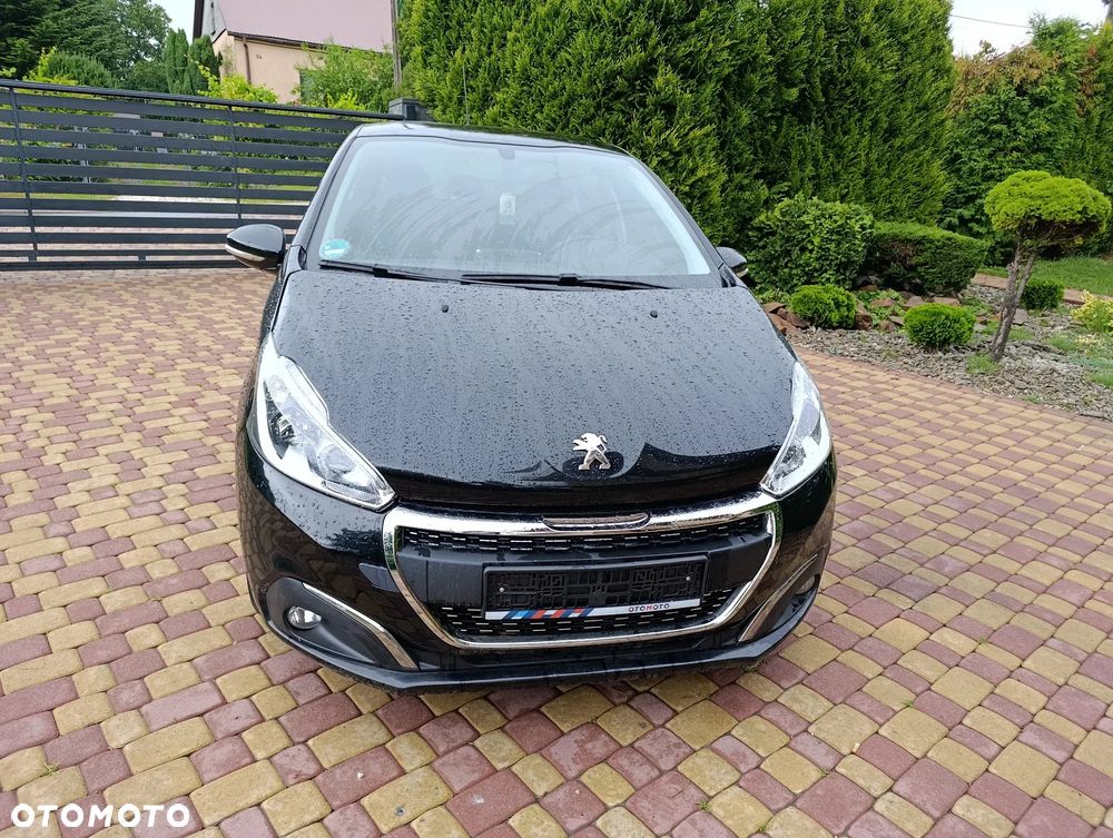 Peugeot 208 1.2 PureTech Active - 12