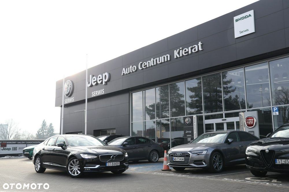 Volvo S90 - 2