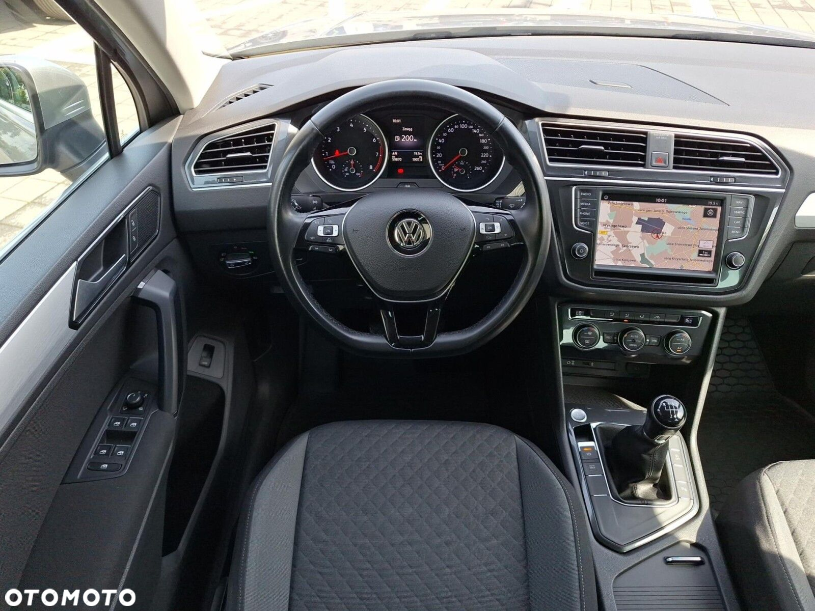 Volkswagen Tiguan 1.4 TSI Trend&Fun - 13