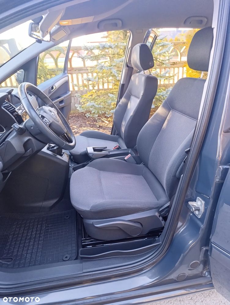Opel Zafira 1.8 Cosmo - 5