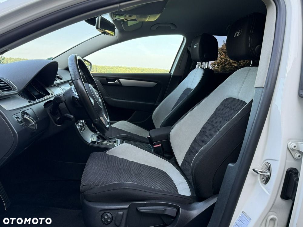 Volkswagen Passat - 11