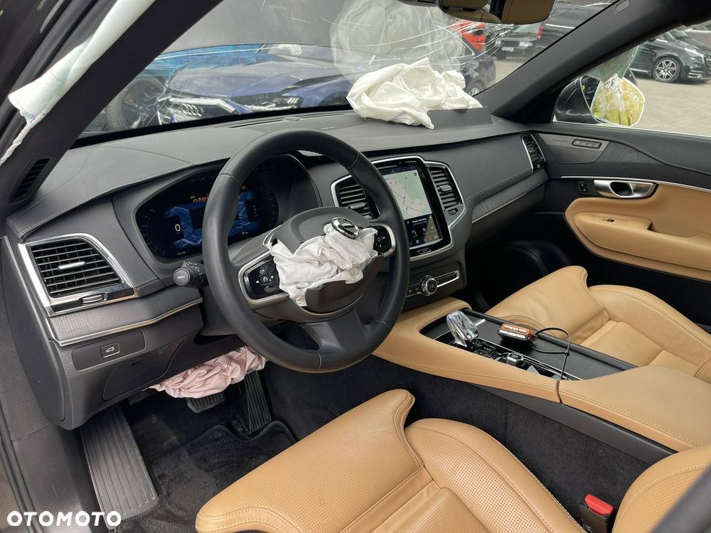 Volvo XC 90 B5 D AWD Geartronic Momentum Pro - 12