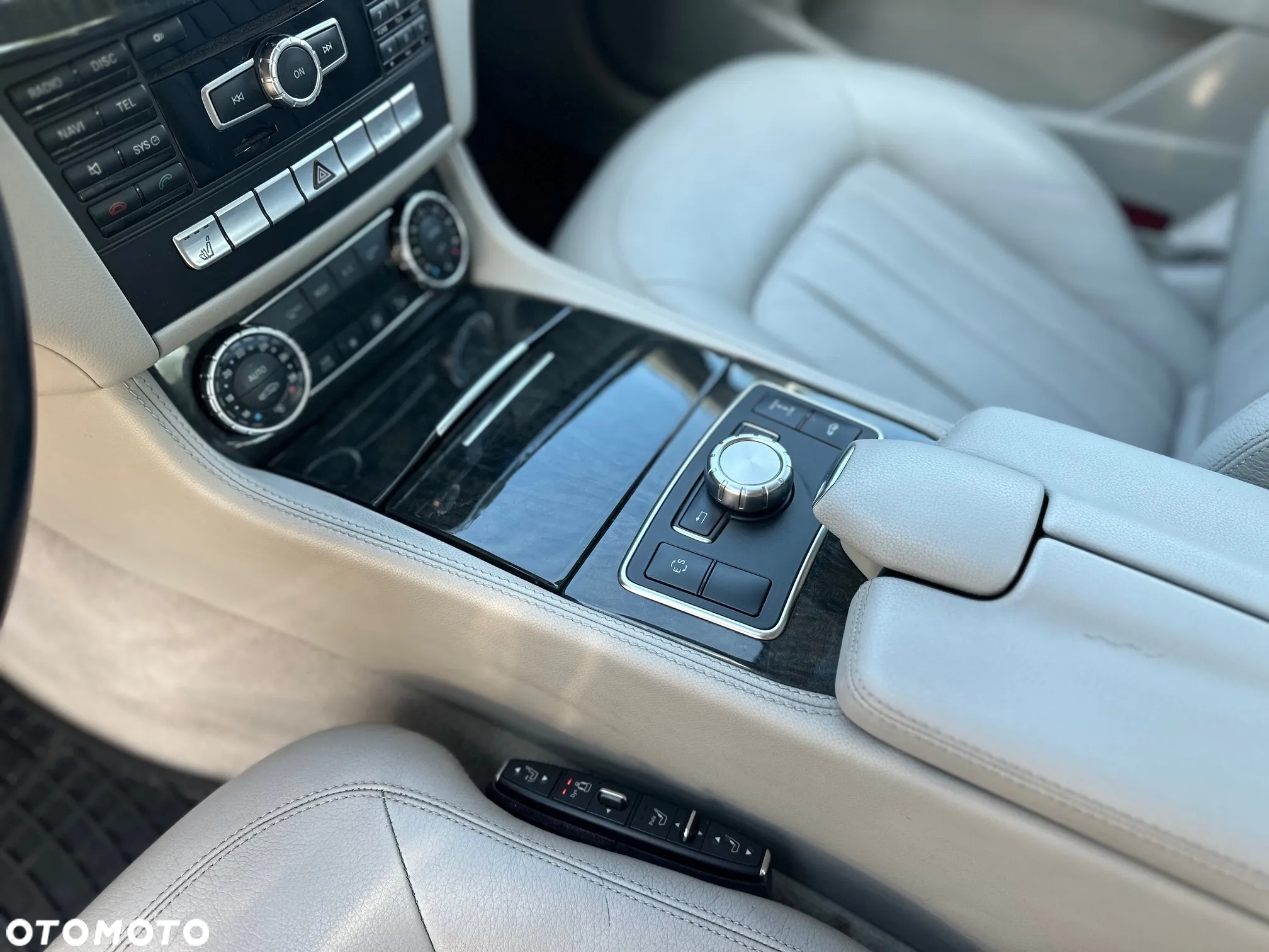 Mercedes-Benz CLS 350 CDI 4Matic 7G-TRONIC - 13