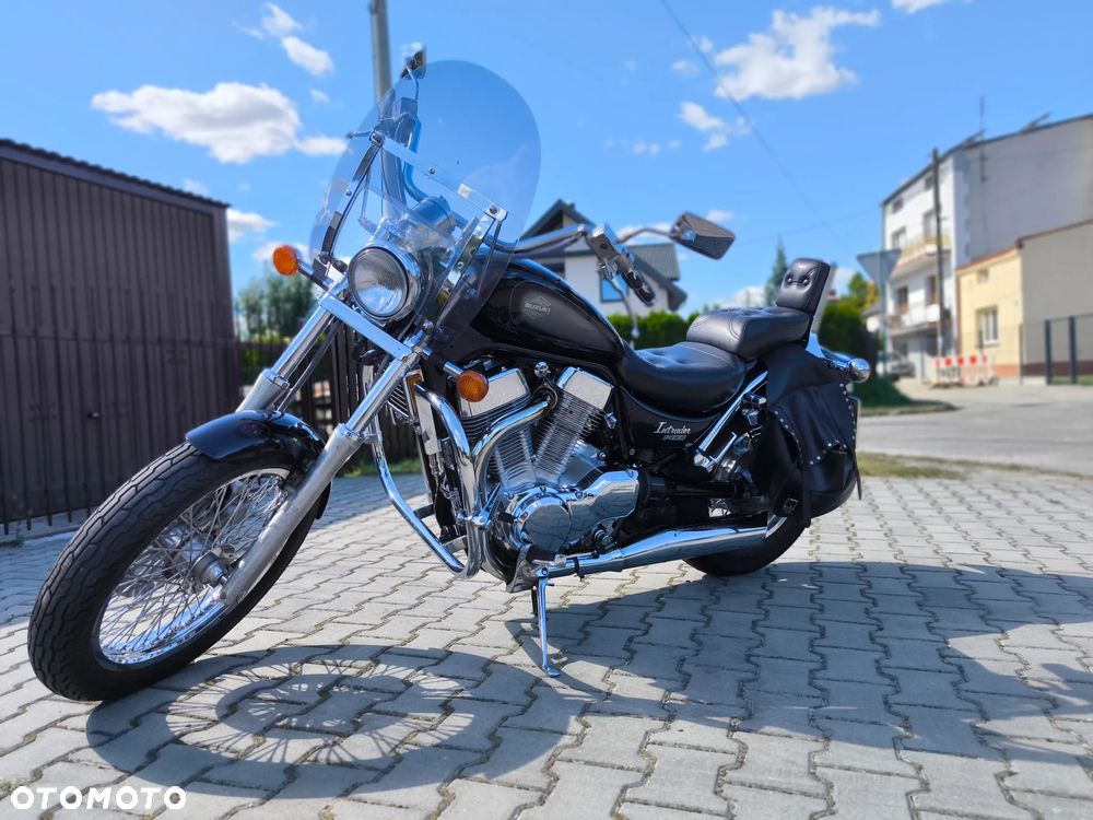 Suzuki Intruder - 5