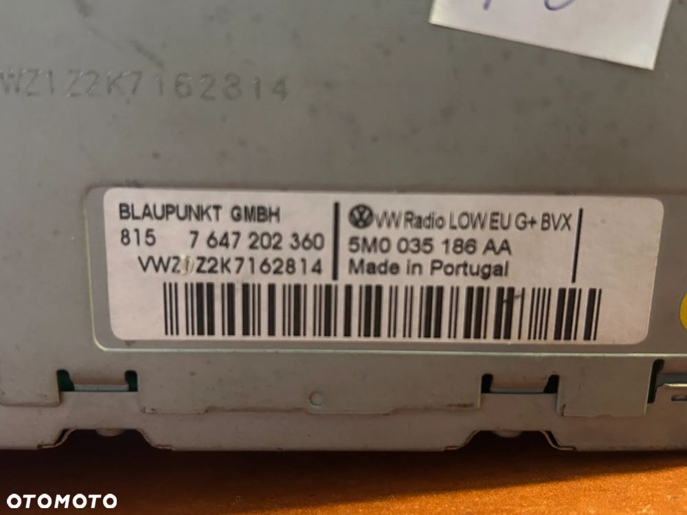 RADIO SAMOCHODOWE 5M0035186AA VOLKSWAGEN POLO - 4